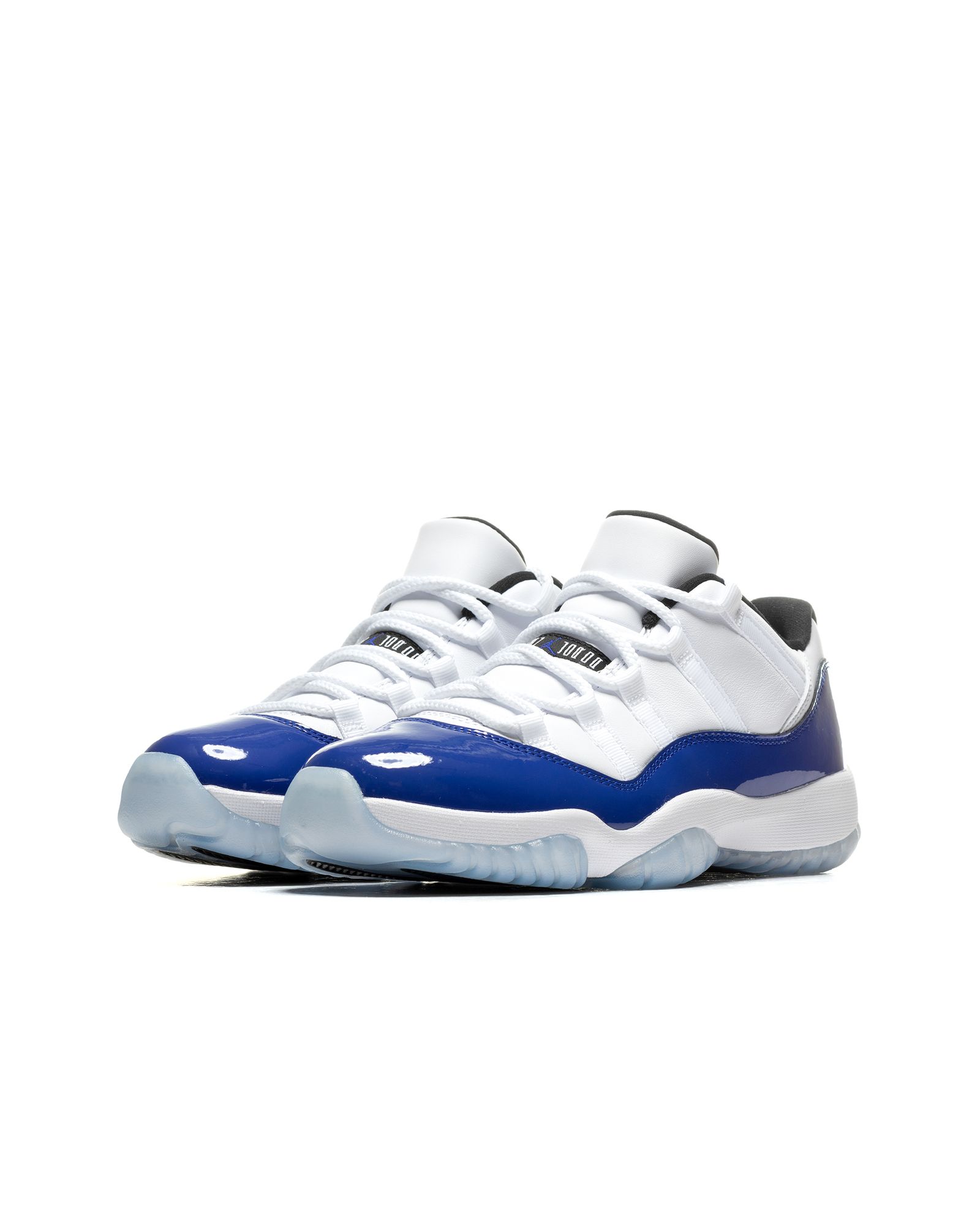 WMNS Air Jordan 11 Retro Low