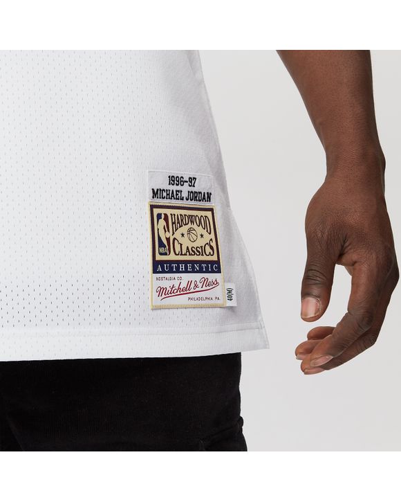 CHICAGO BULLS AUTHENTIC JERSEY…96 - MICHAEL JORDAN #23