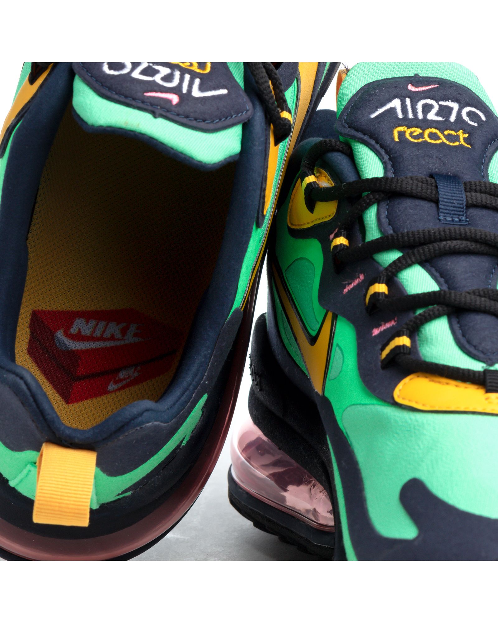 Air Max 270 React (Pop Art)