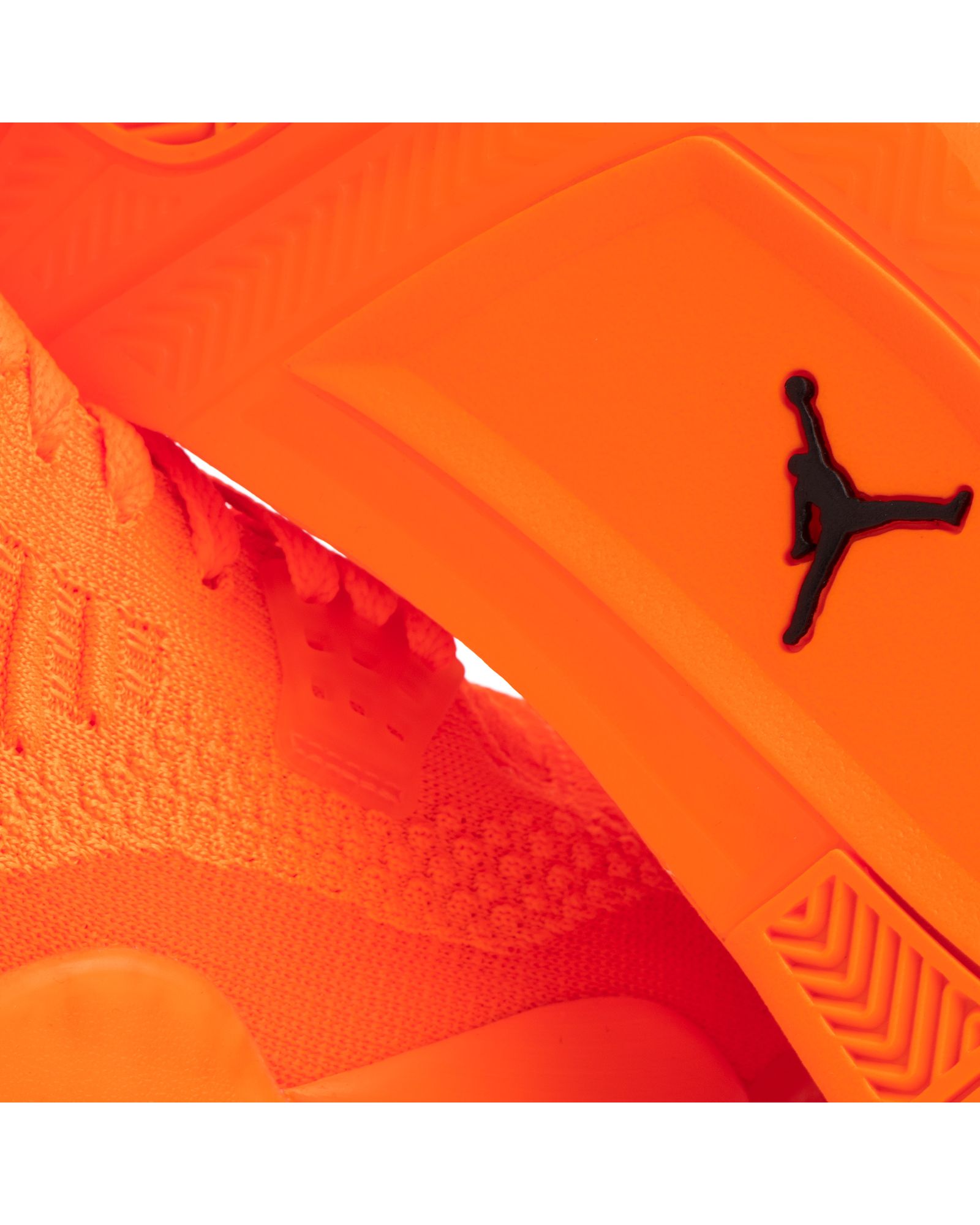 AIR JORDAN 4 RETRO FLYKNIT