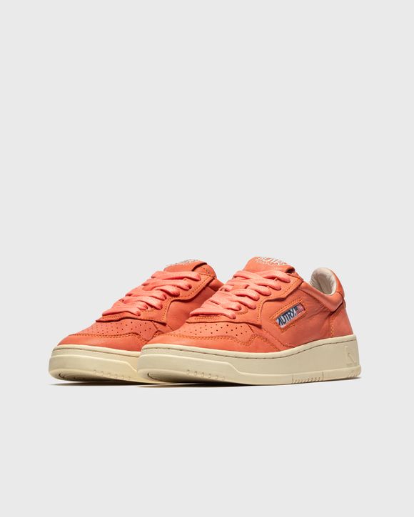 WMNS Autry 01 Low