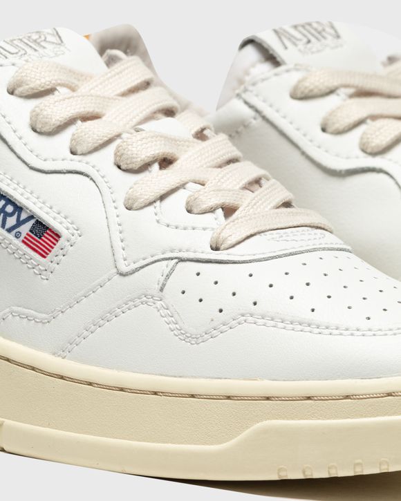 WMNS AUTRY 01 LOW