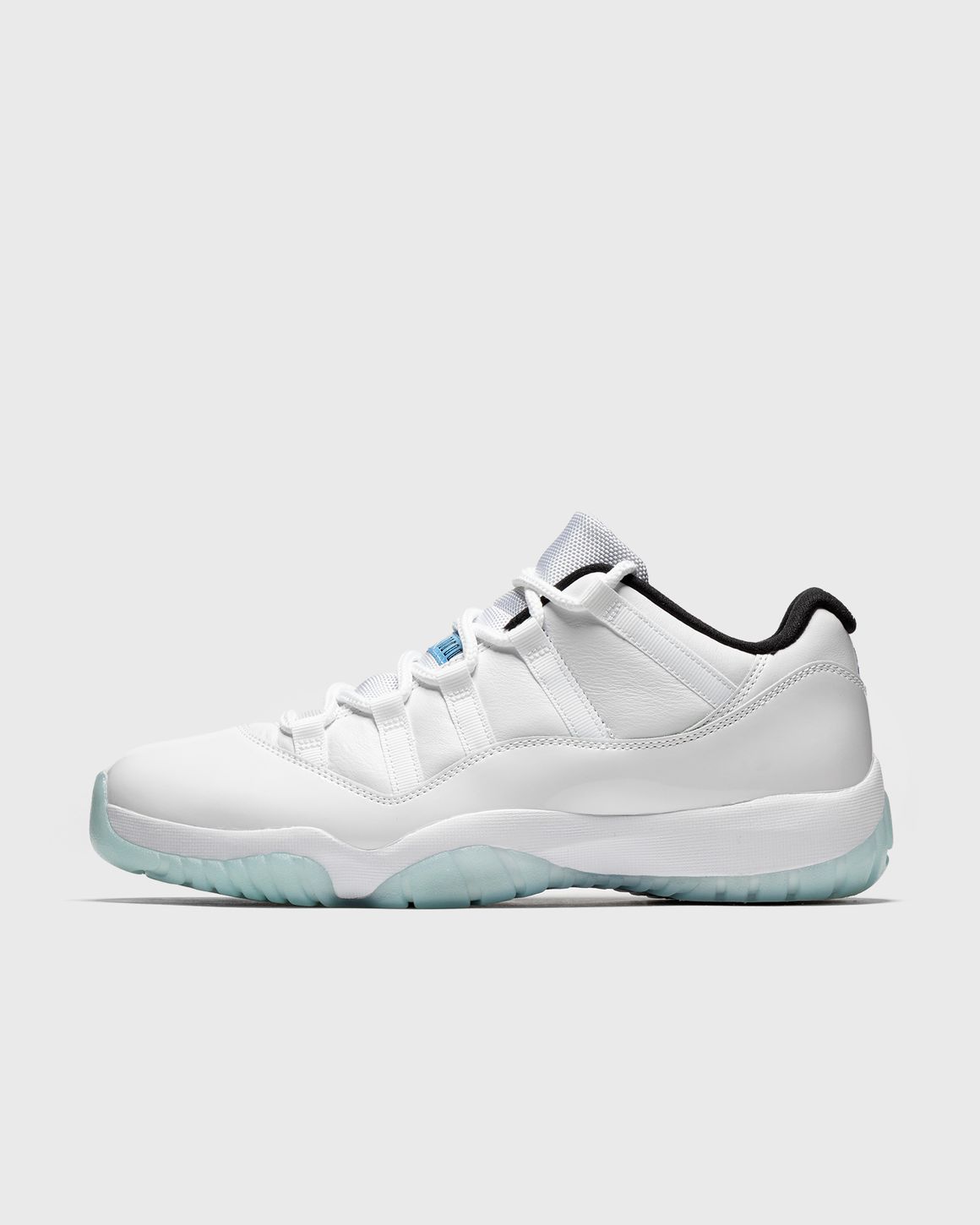 Jordan 11 blue bottom best sale