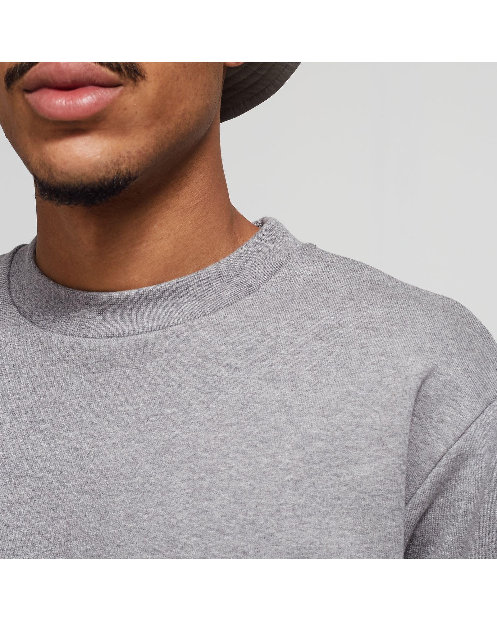 Chuck a Back Crewneck