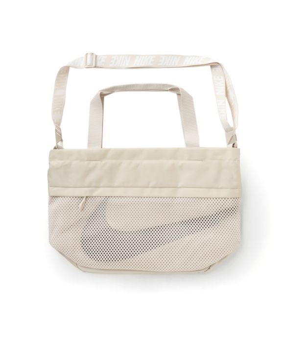 ESSENTIALS TOTE
