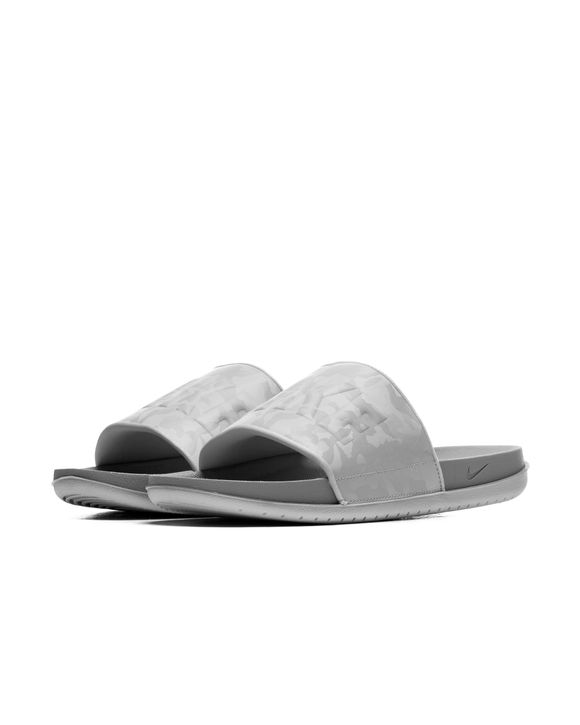 Nike Offcourt (MLB New York Yankees) Slide