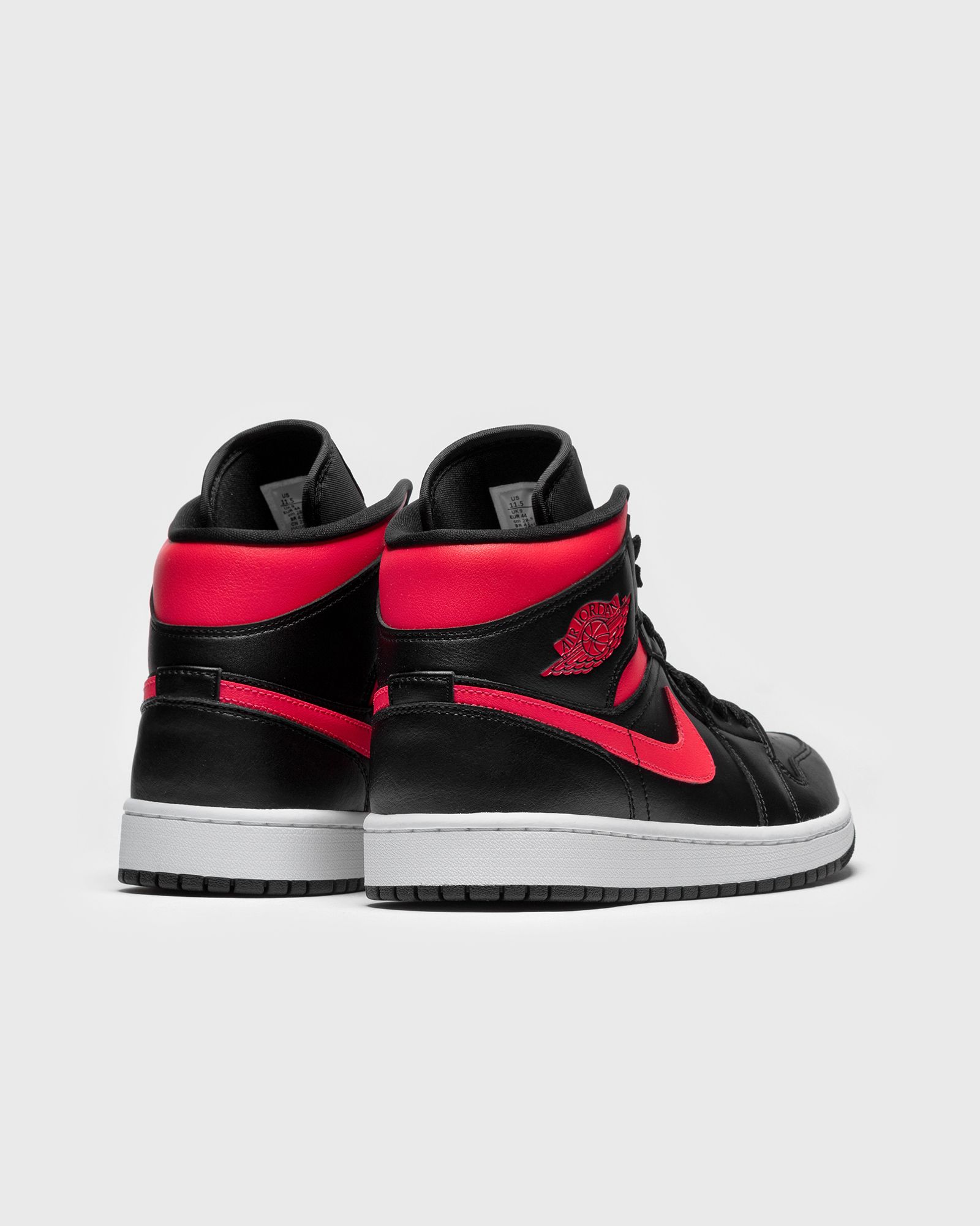 WMNS Air Jordan 1 Mid