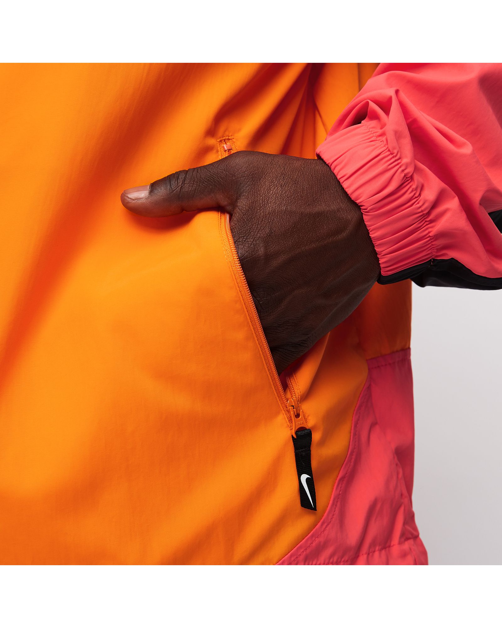 SPORTSWEAR Hooded Woven Jacket