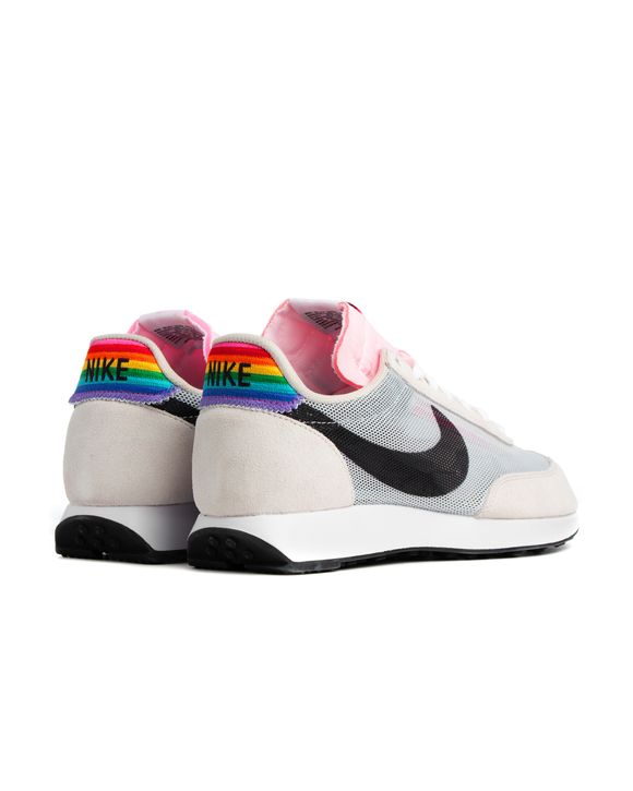 Nike hot sale pride tailwind