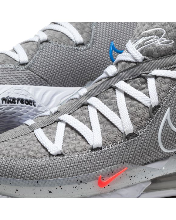 LeBron 17 Low