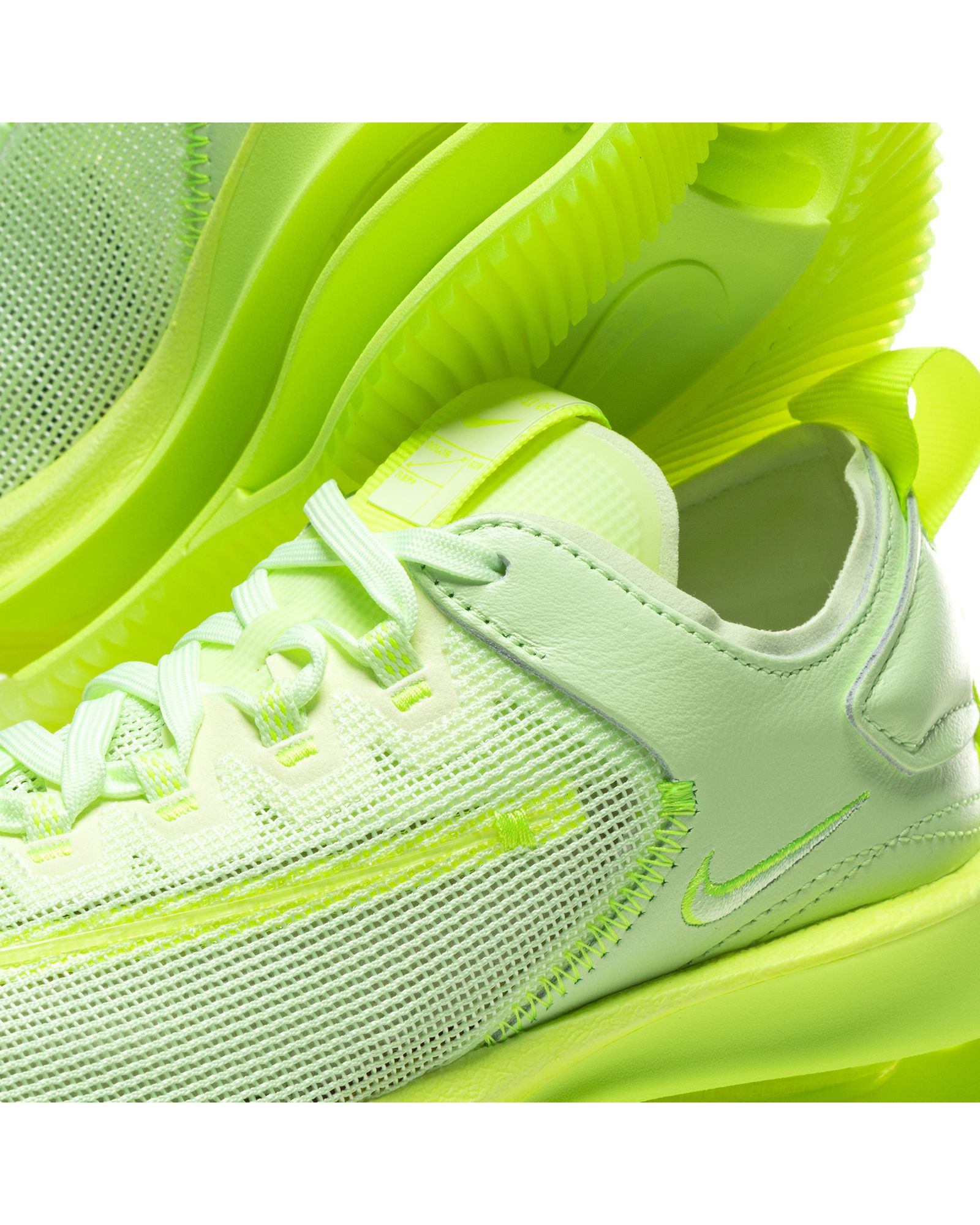 WMNS Zoom Double Stacked