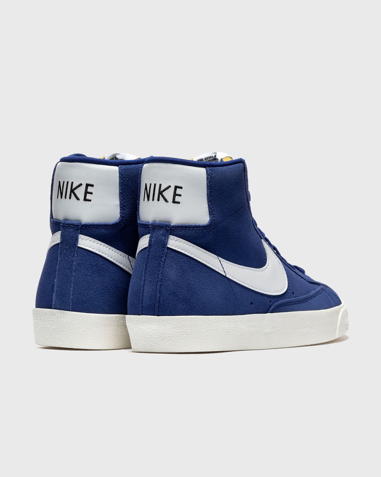 Blazer Mid '77 Suede