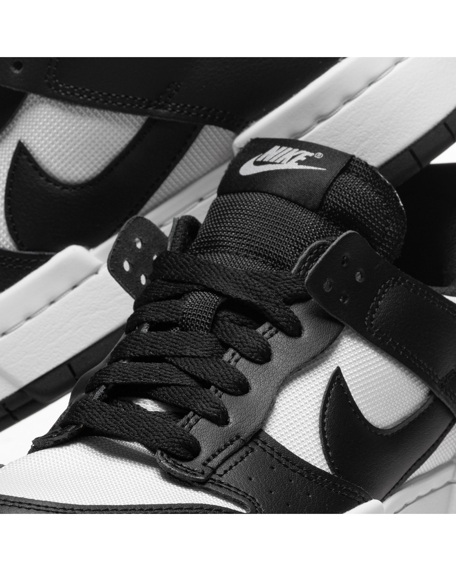 WMNS DUNK LOW DISRUPT