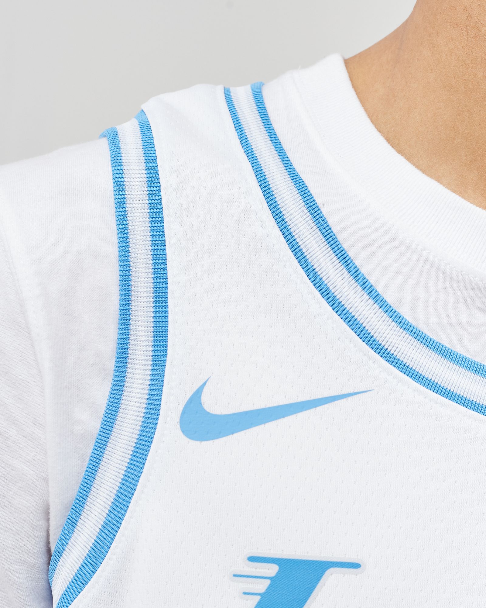 Los Angeles Lakers City Edition Swingman Jersey