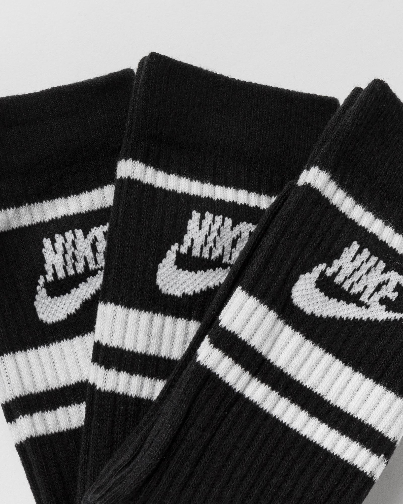 Essential Crew Socks (3 Pairs)