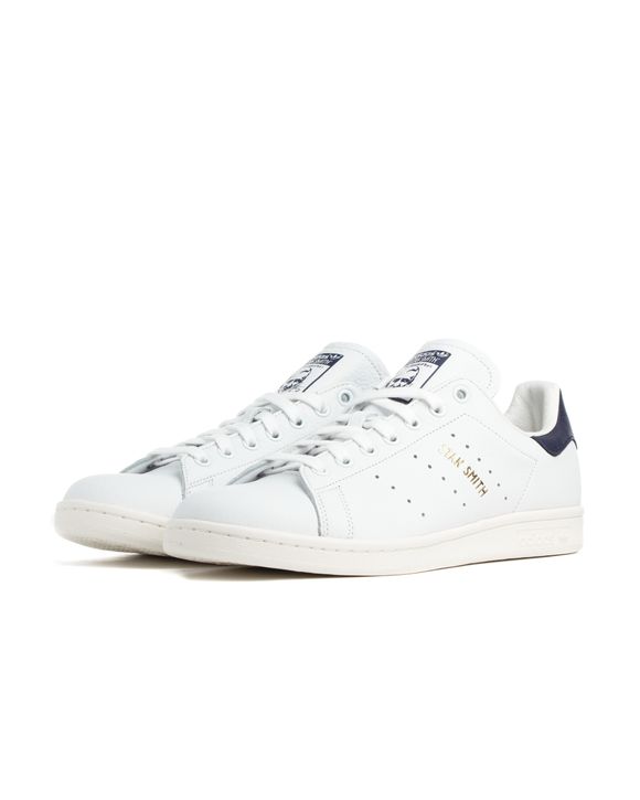 STAN SMITH