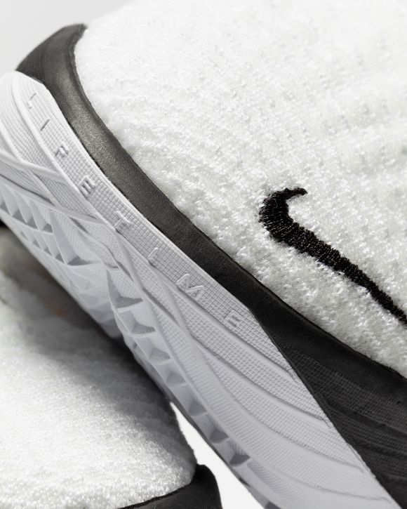 LeBron 18 'Home'
