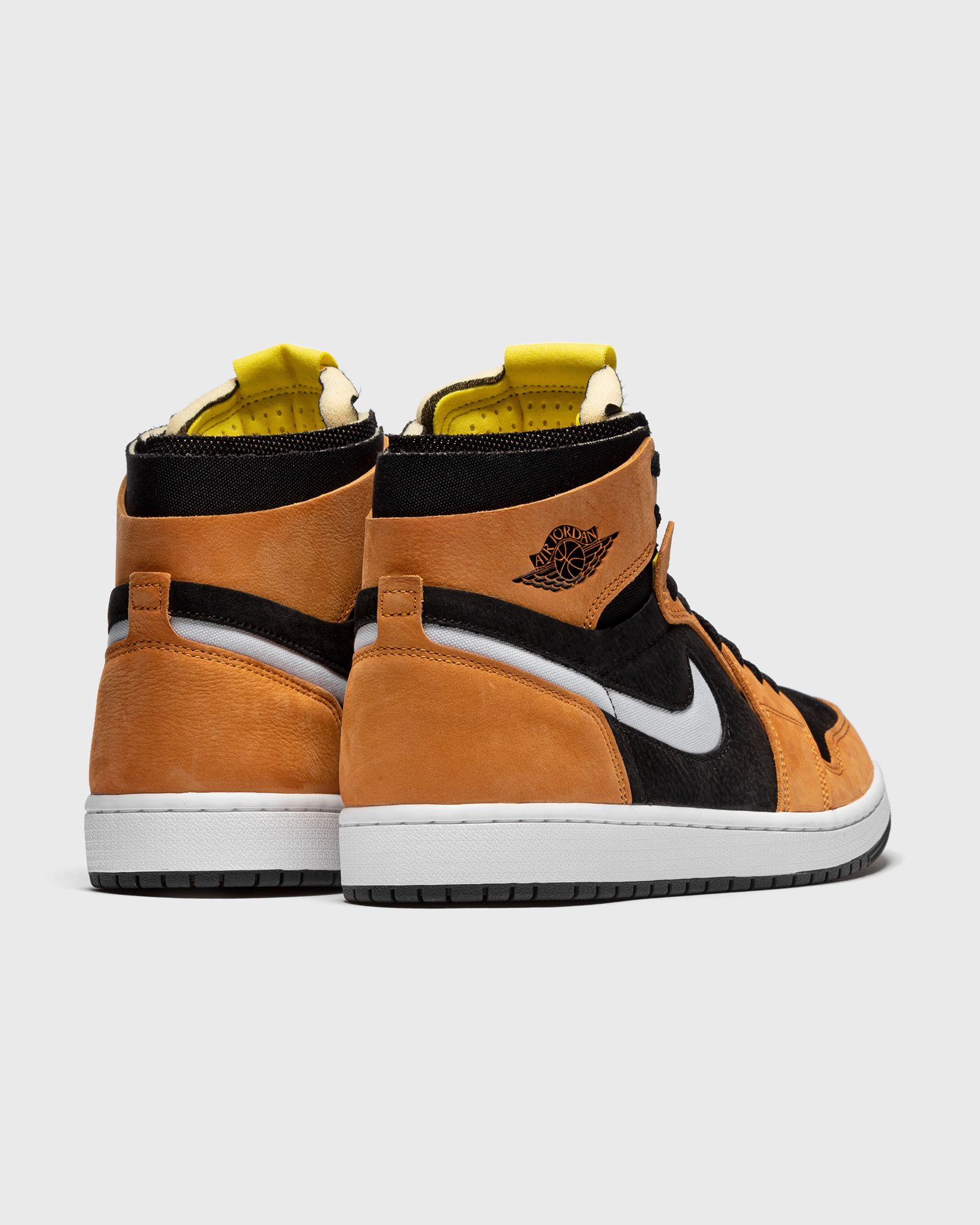 Air Jordan 1 Zoom Comfort "Black Monarch"