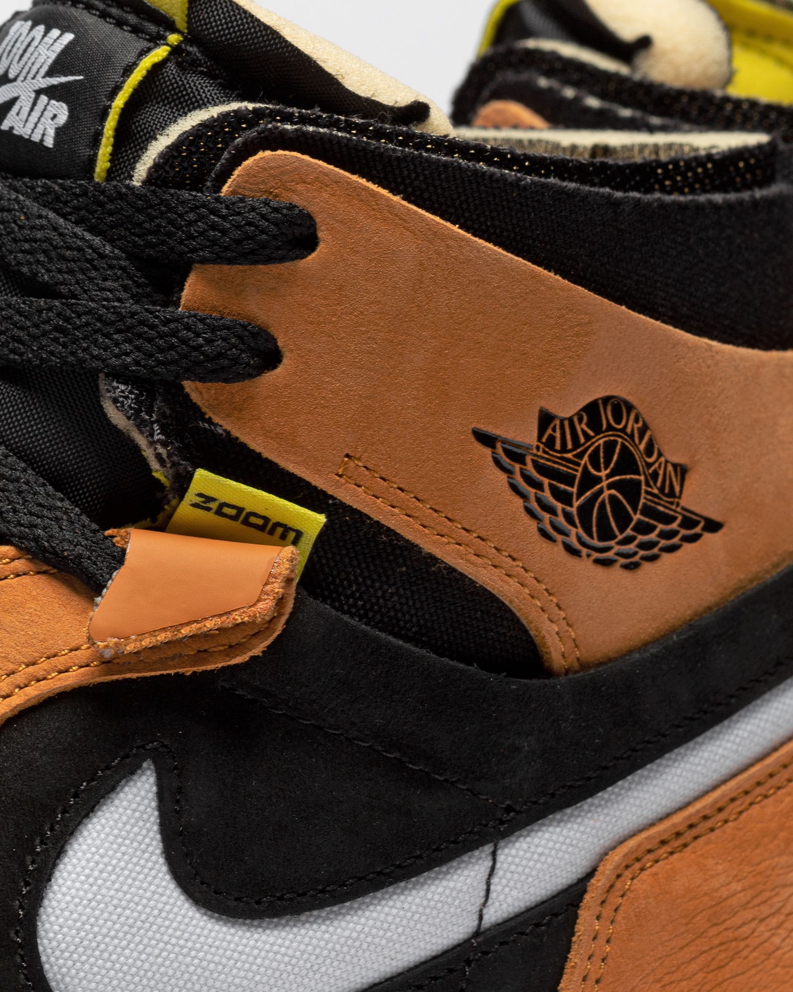 Air Jordan 1 Zoom Comfort "Black Monarch"