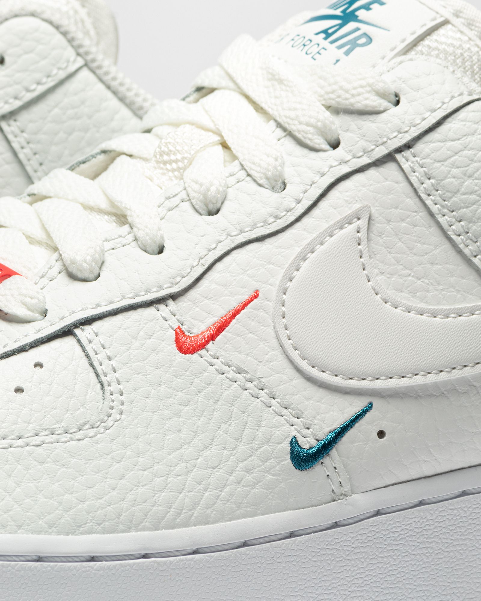 WMNS Air Force 1 '07 Essential