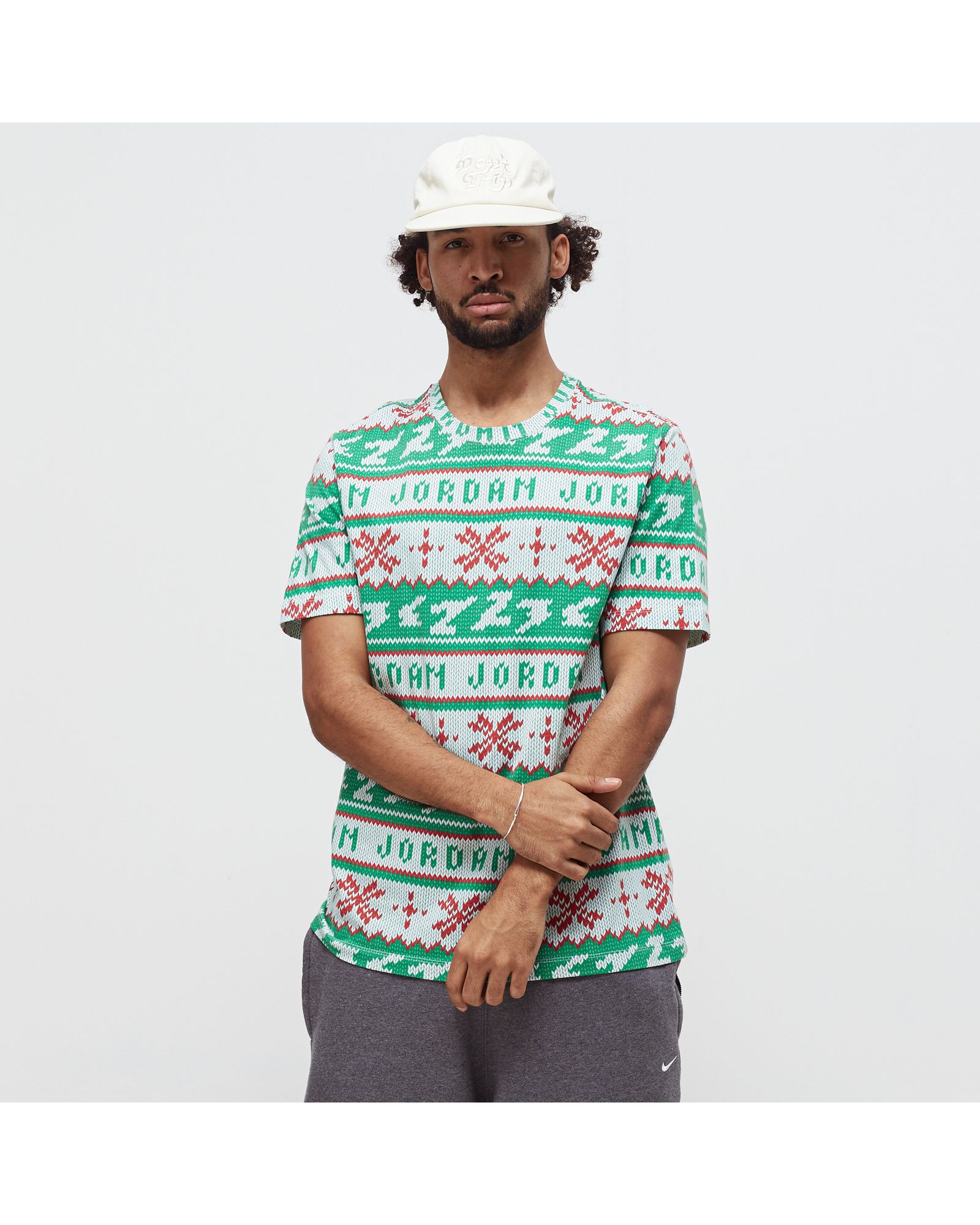 UGLY SWEATER TEE