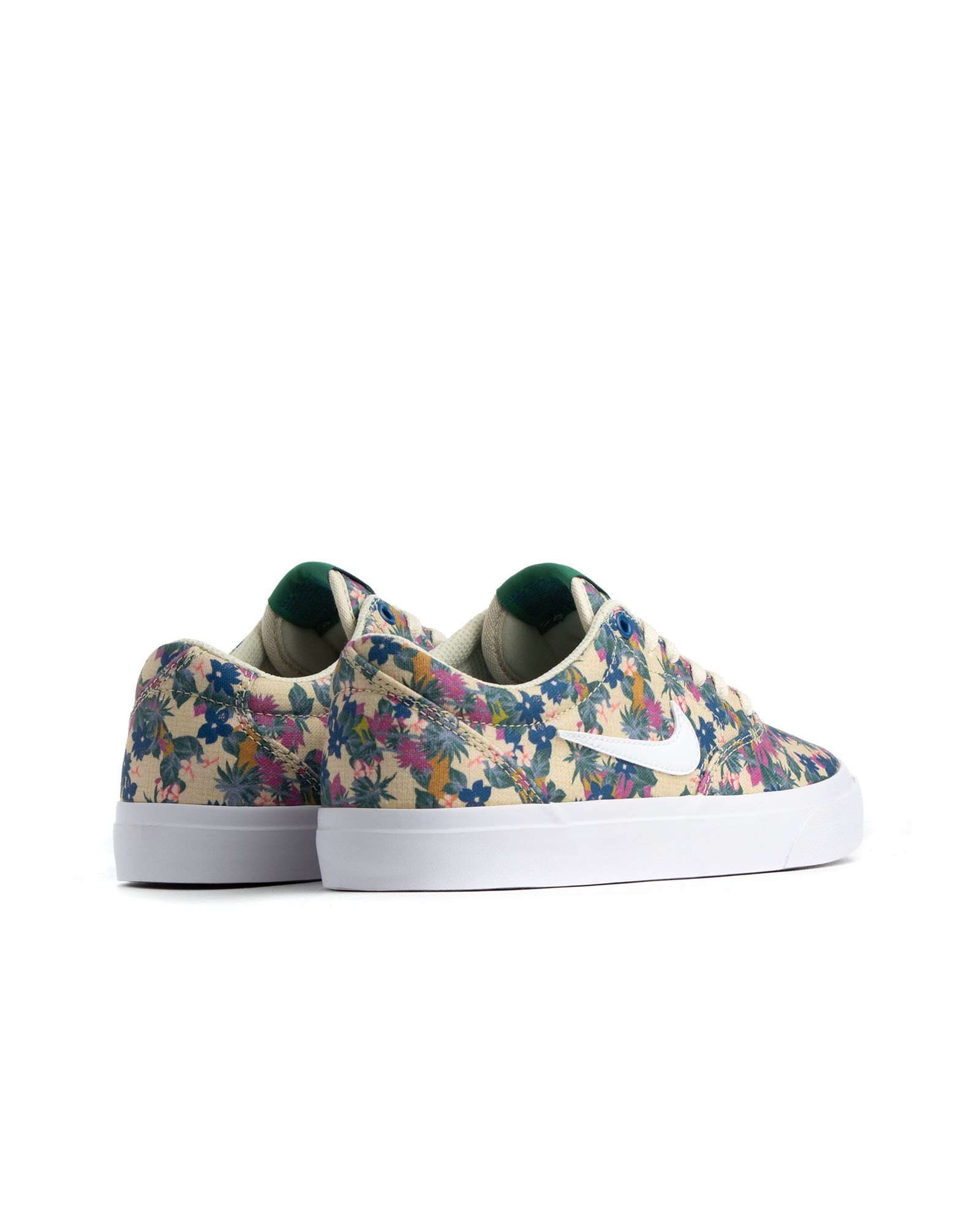 WMNS SB Charge Canvas Premium