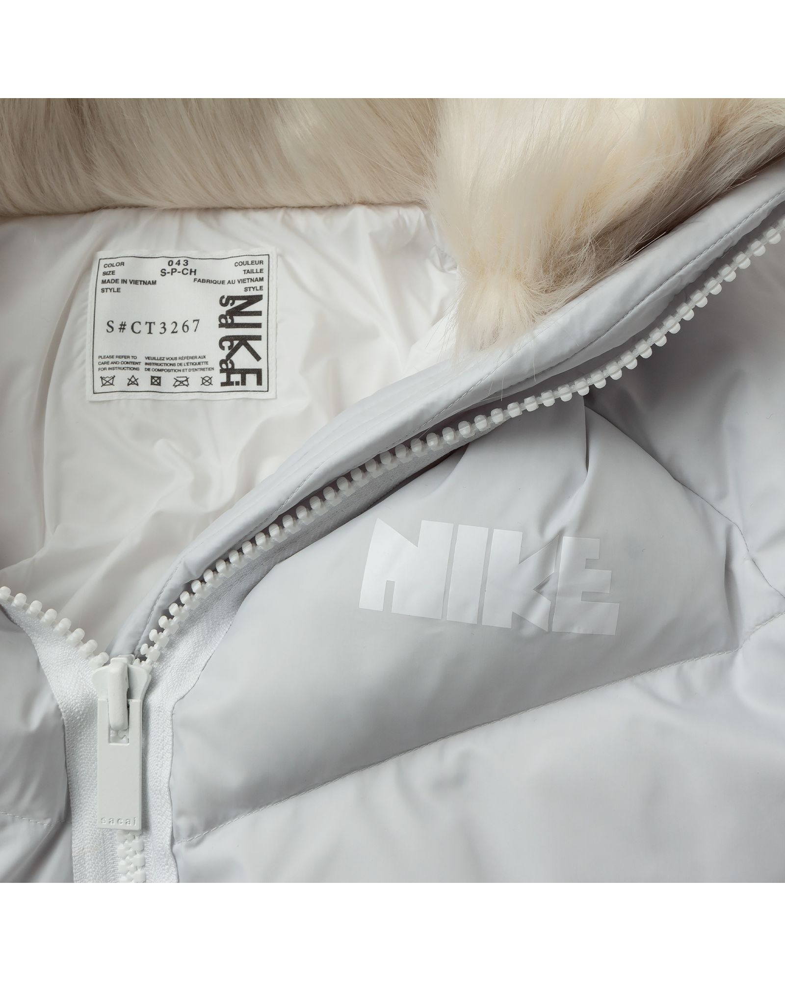 WMNS NIKE X sacai parka