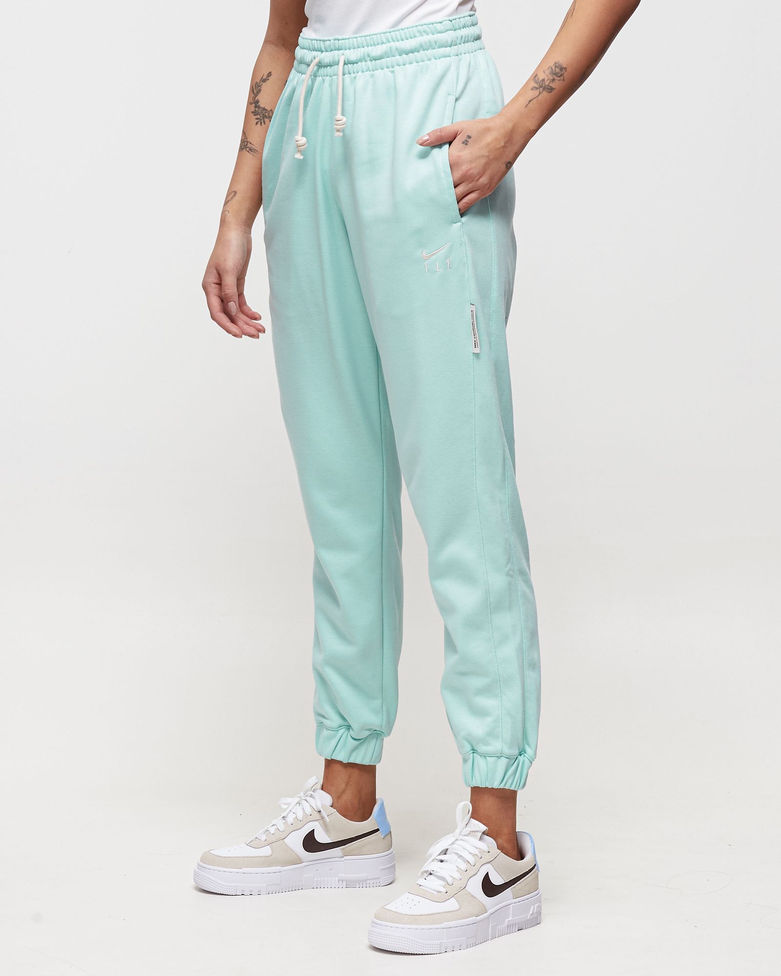 WMNS Swoosh Fly Standard Issue Basketball Pants