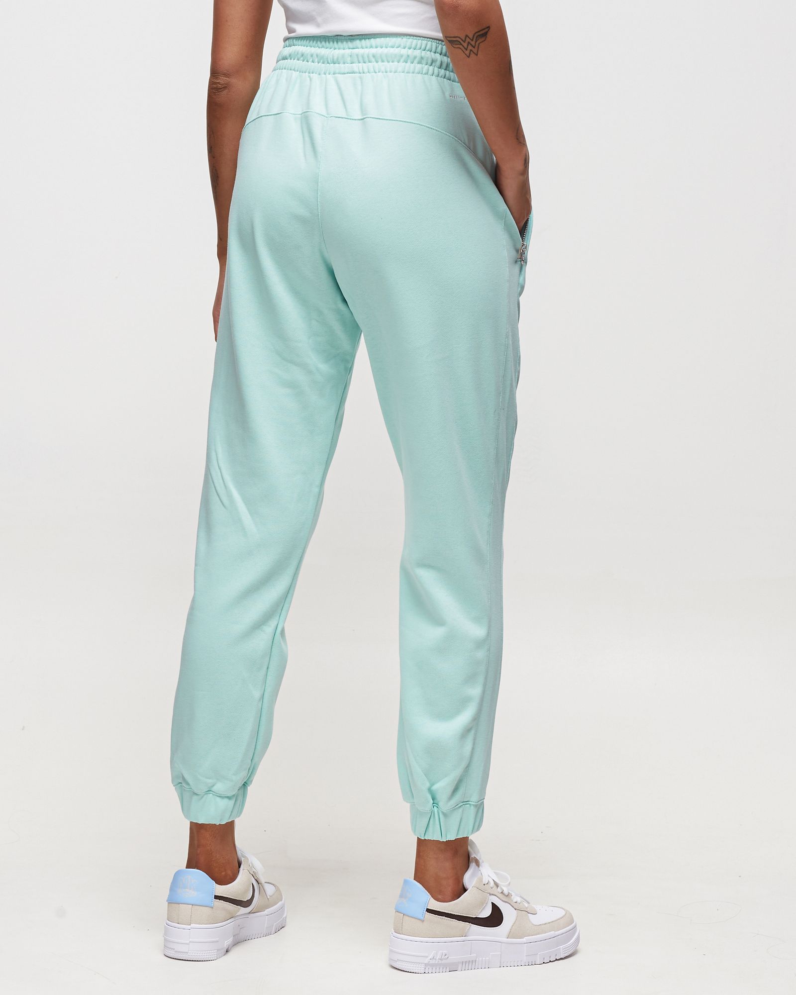 WMNS Swoosh Fly Standard Issue Basketball Pants