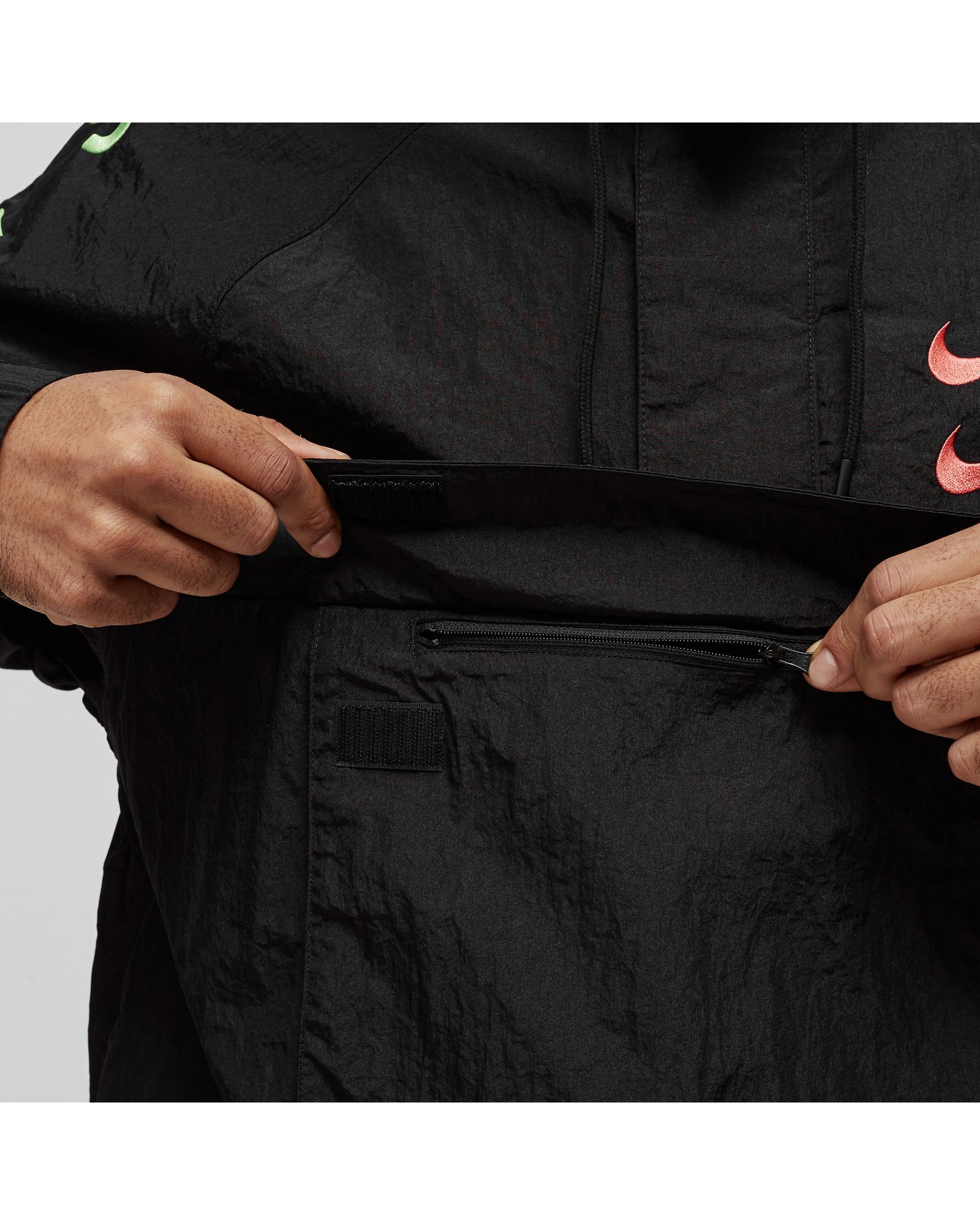 SWOOSH JACKET WOVEN