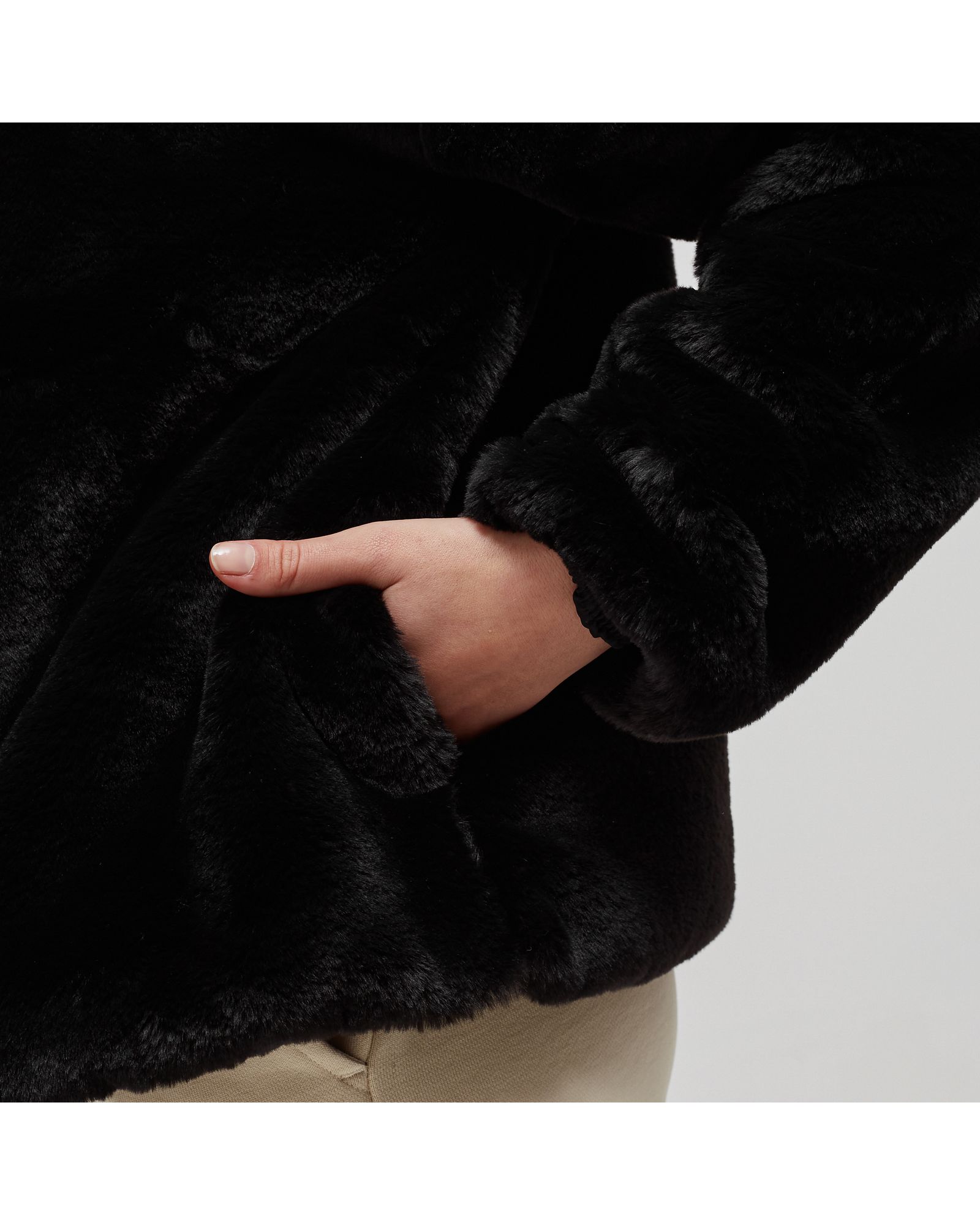 Women's Faux Fur Jacket