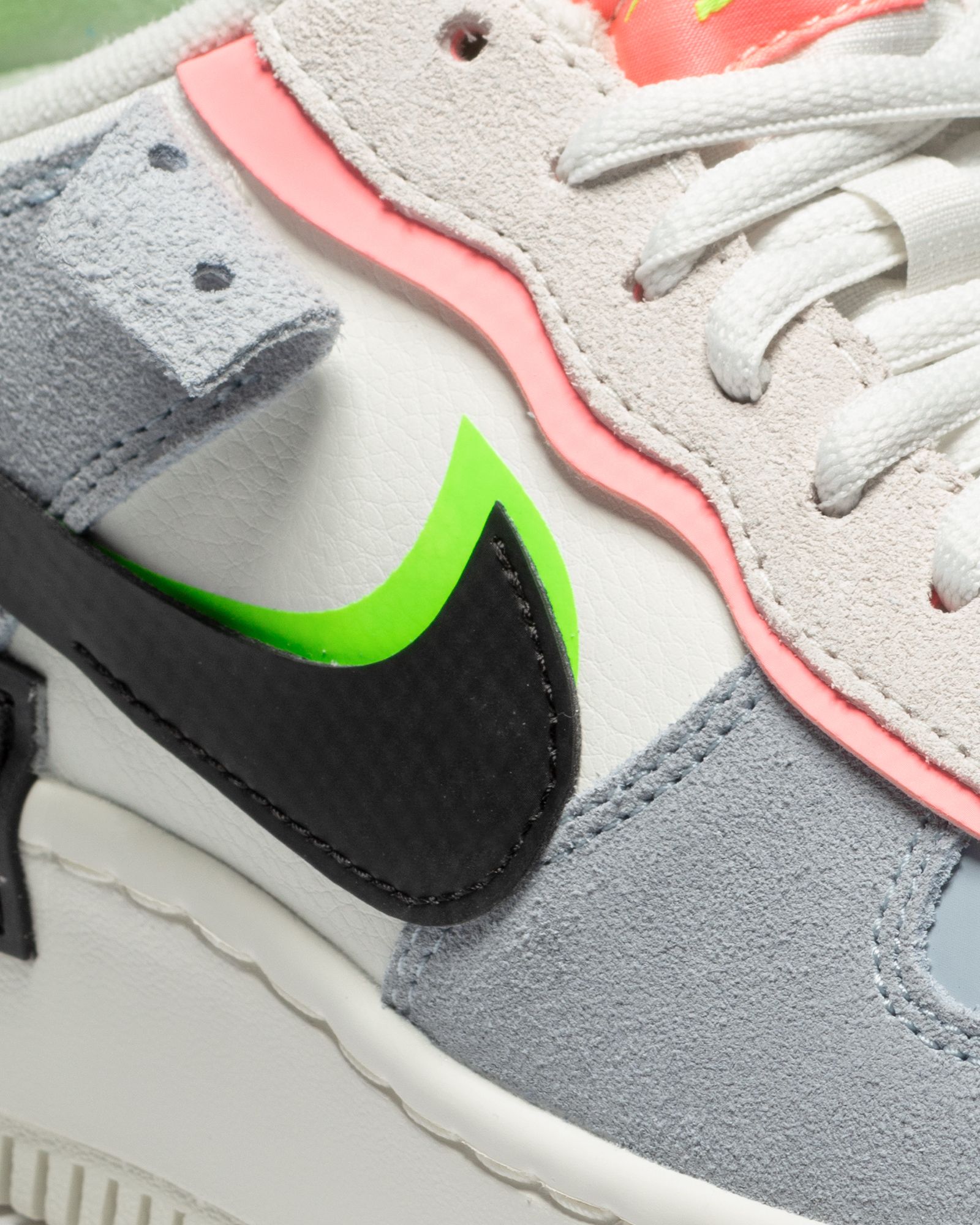 WMNS Air Force 1 Shadow