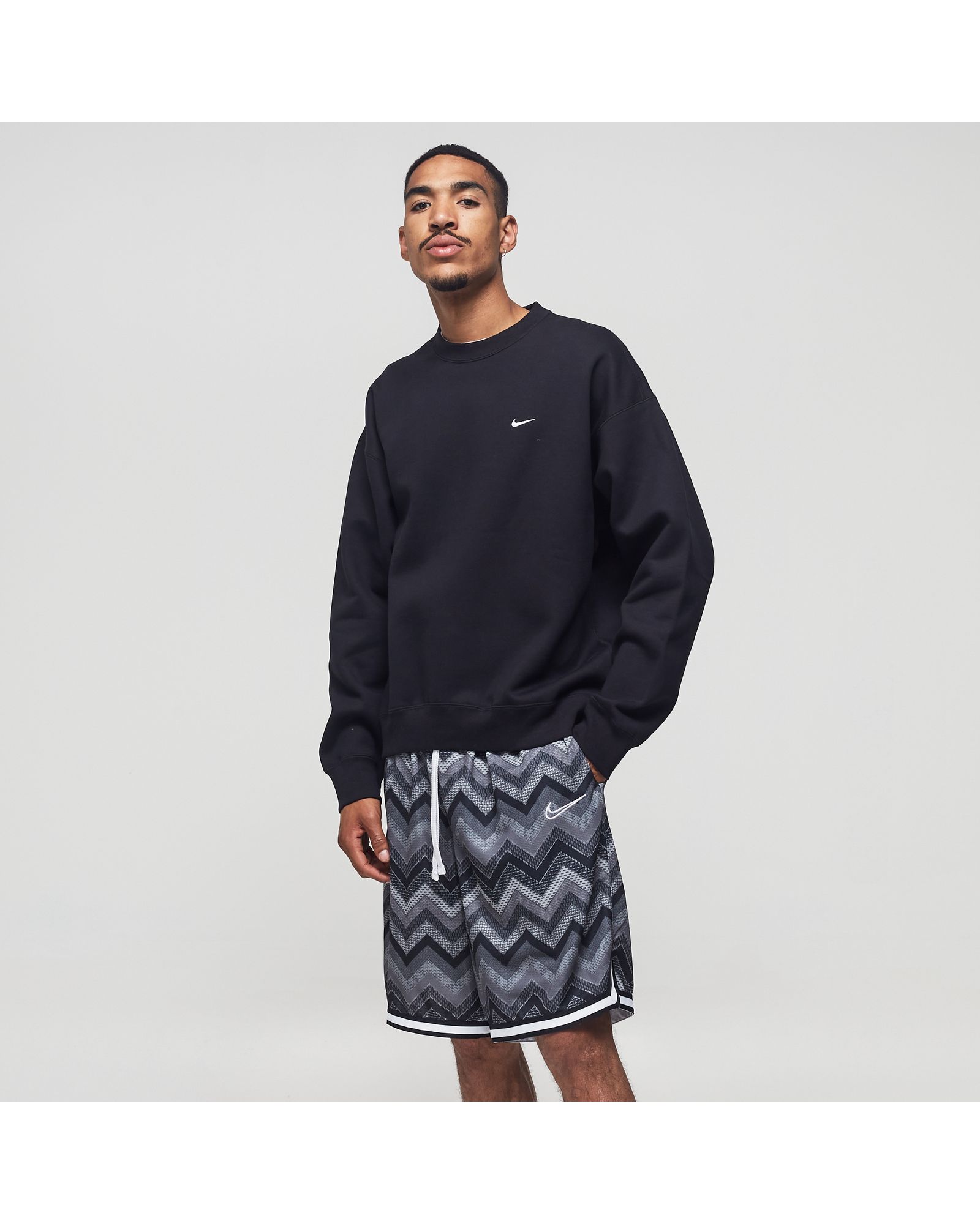 NRG SOLO SWOOSH FLEECE SWEATSHIRT