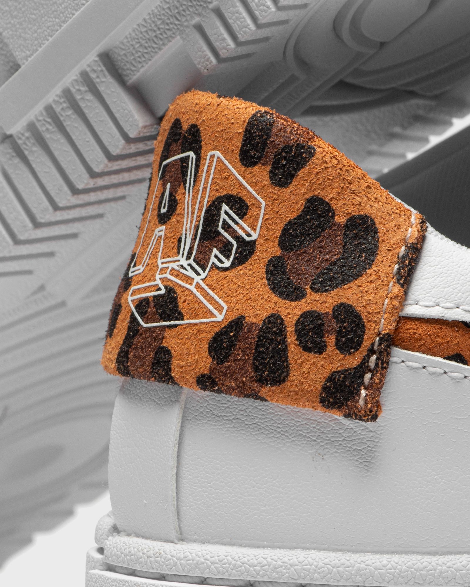 WMNS Air Force 1 Pixel Leopard