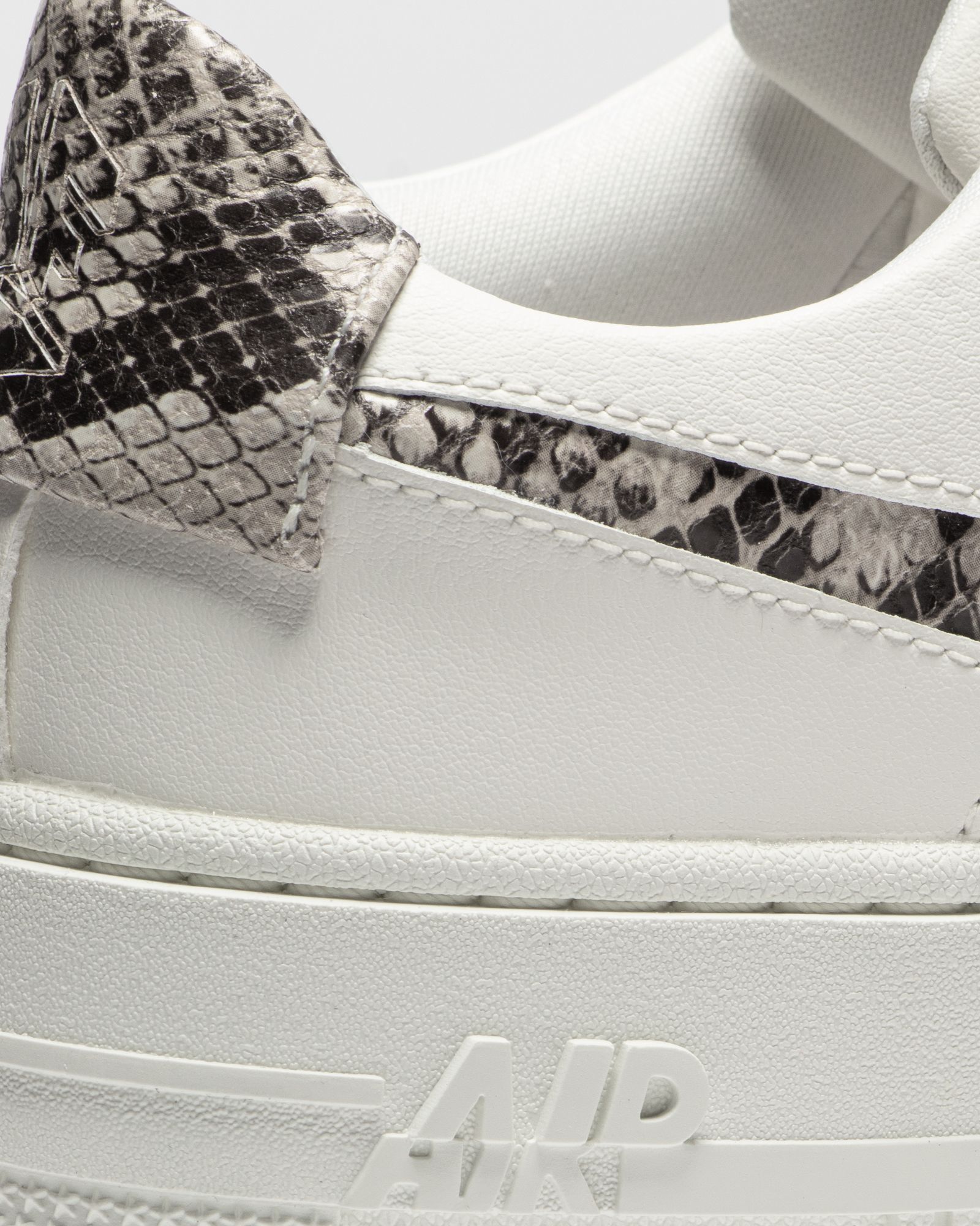 WMNS AF1 Pixel Sail Snake