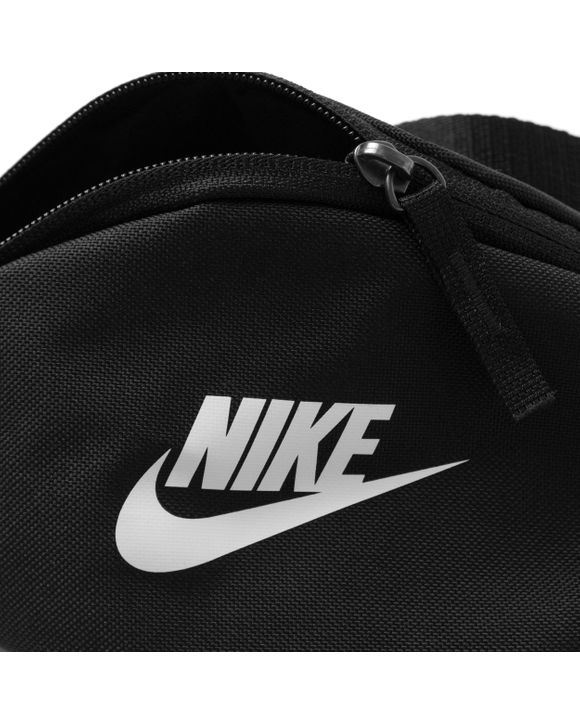 All black nike fanny pack clearance