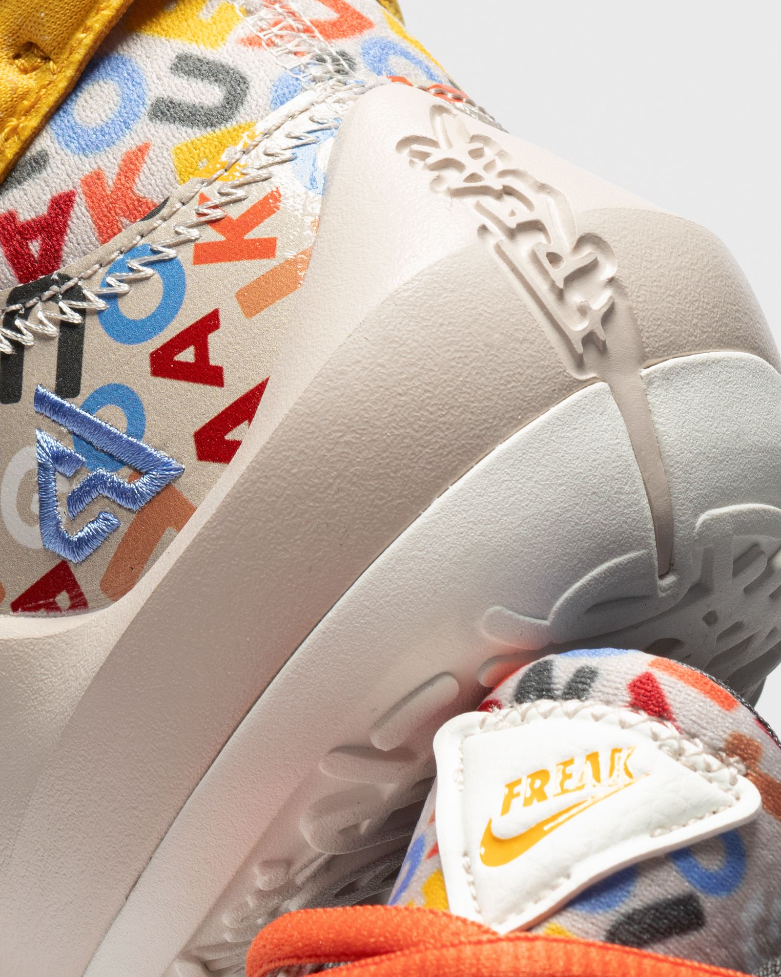 ZOOM FREAK 2 'LETTER BRO'