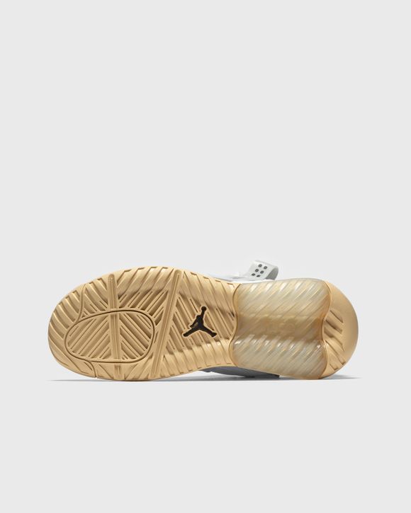 WMNS Jordan MA2