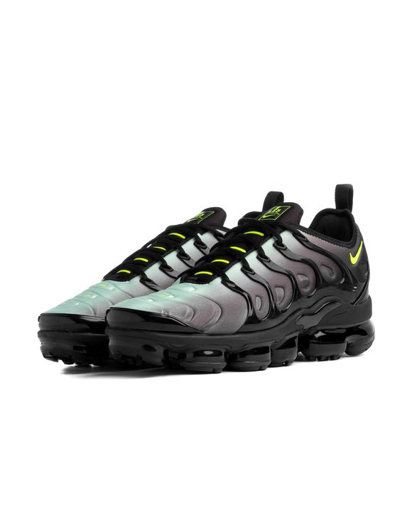 Vapormax plus outlet reduction