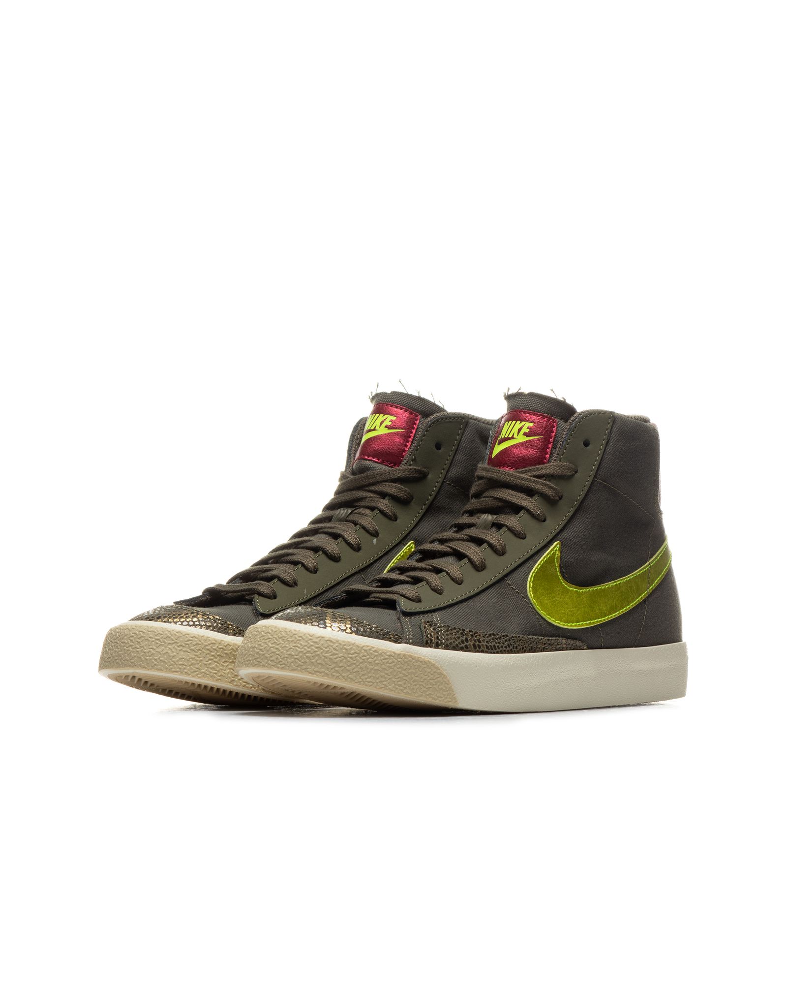 WMNS Blazer Mid '77