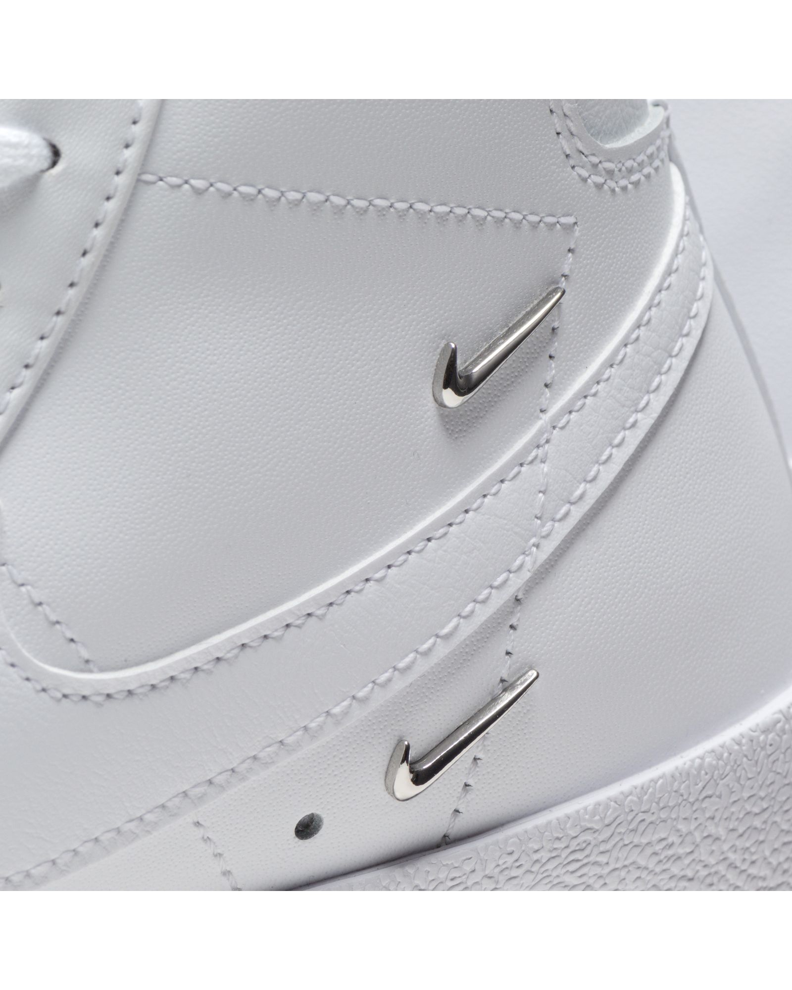 WMNS blazer mid '77 se