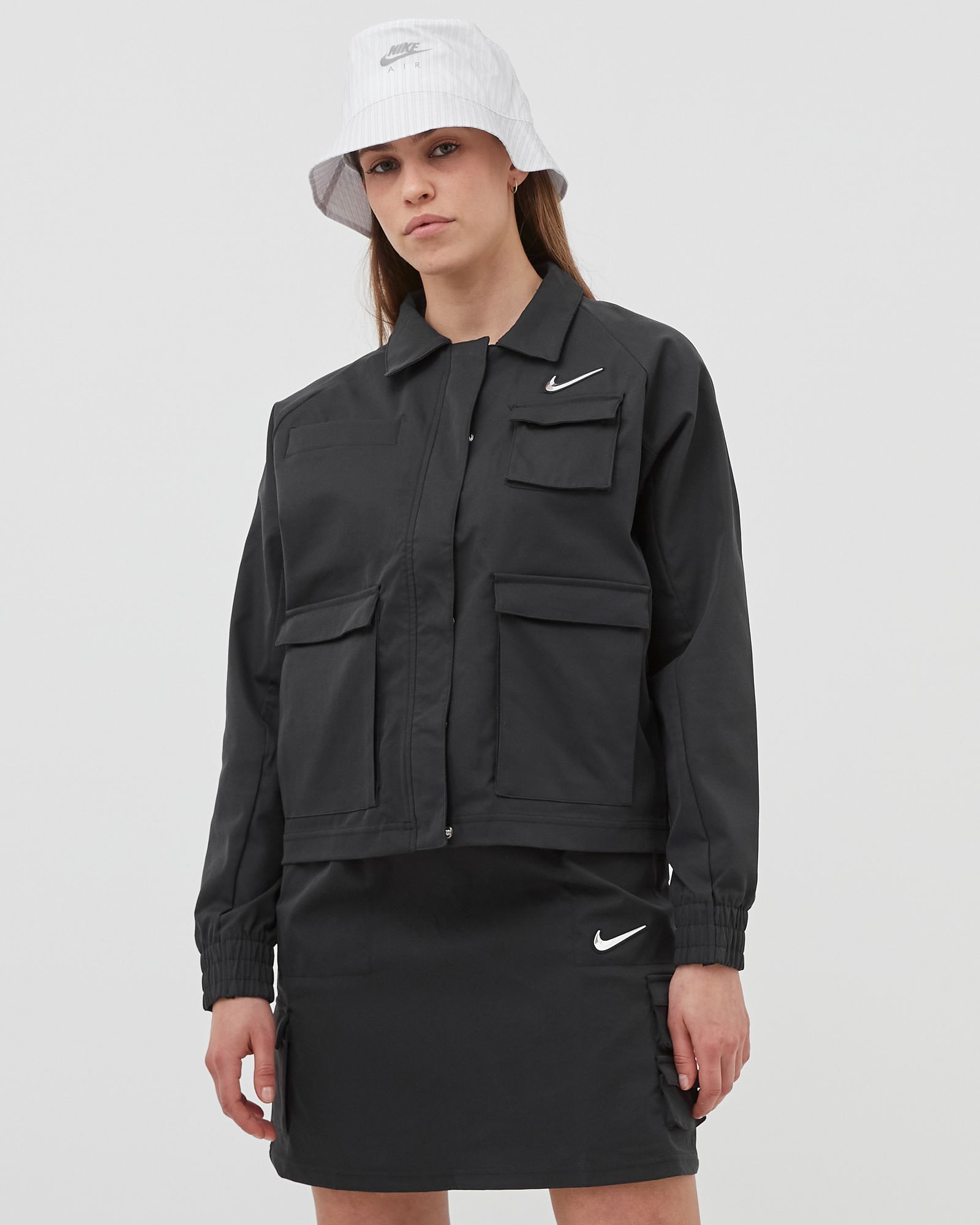 WMNS Woven Swoosh Jacket