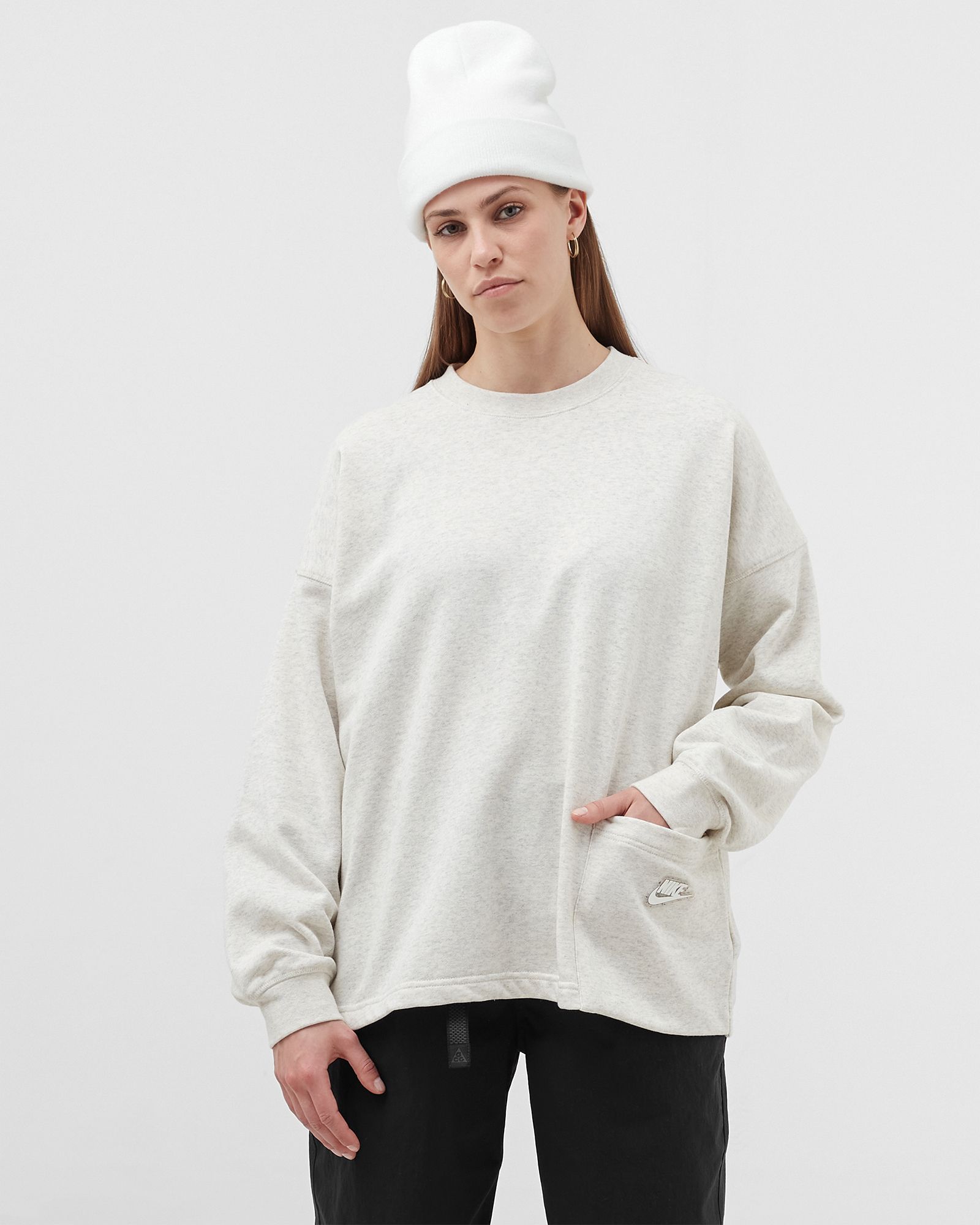 WMNS Earth Day Crewneck