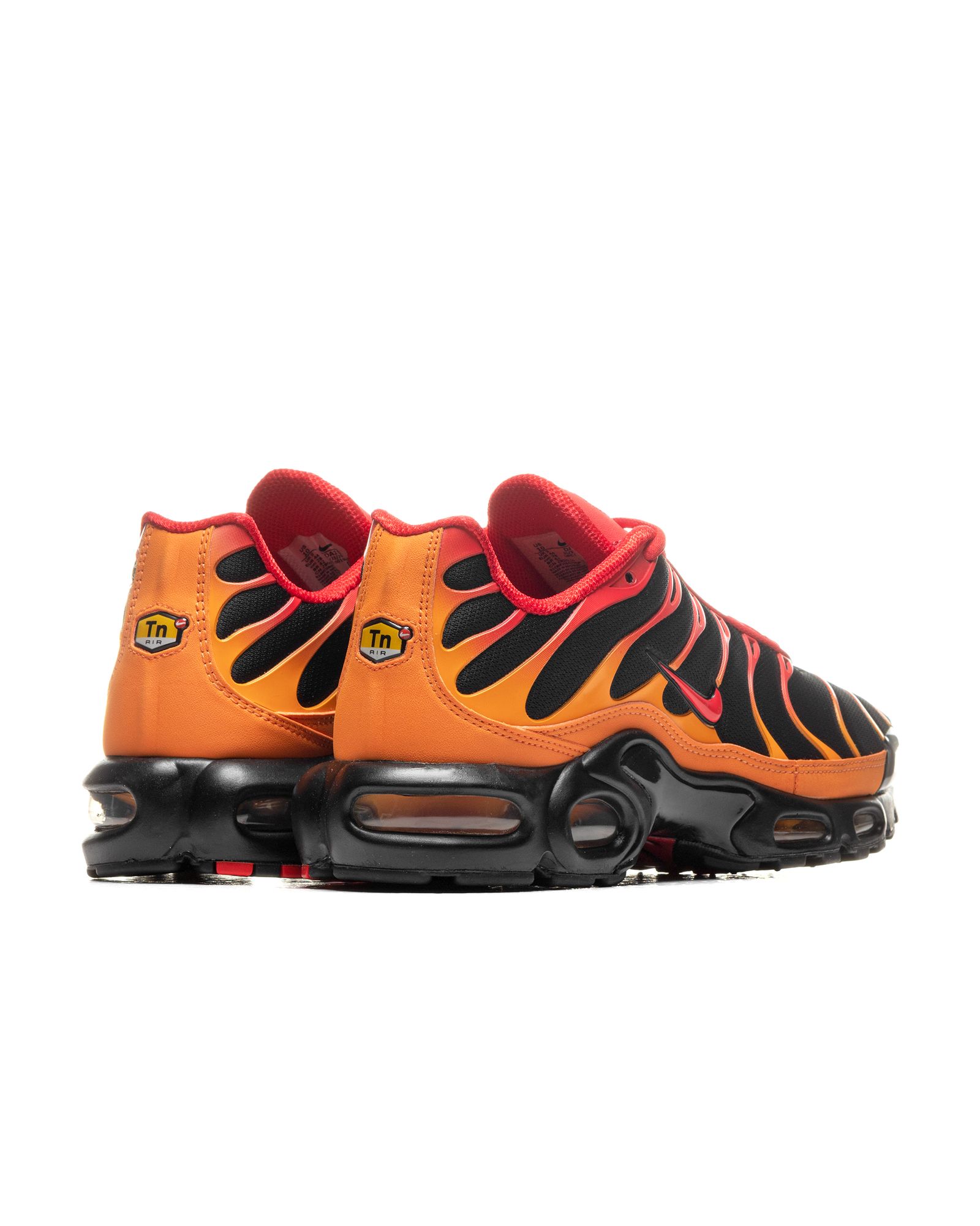 NIKE AIR MAX PLUS