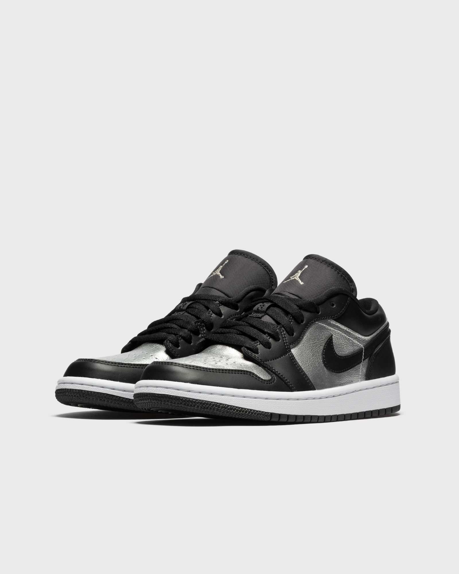 WMNS Air Jordan 1 Low SE
