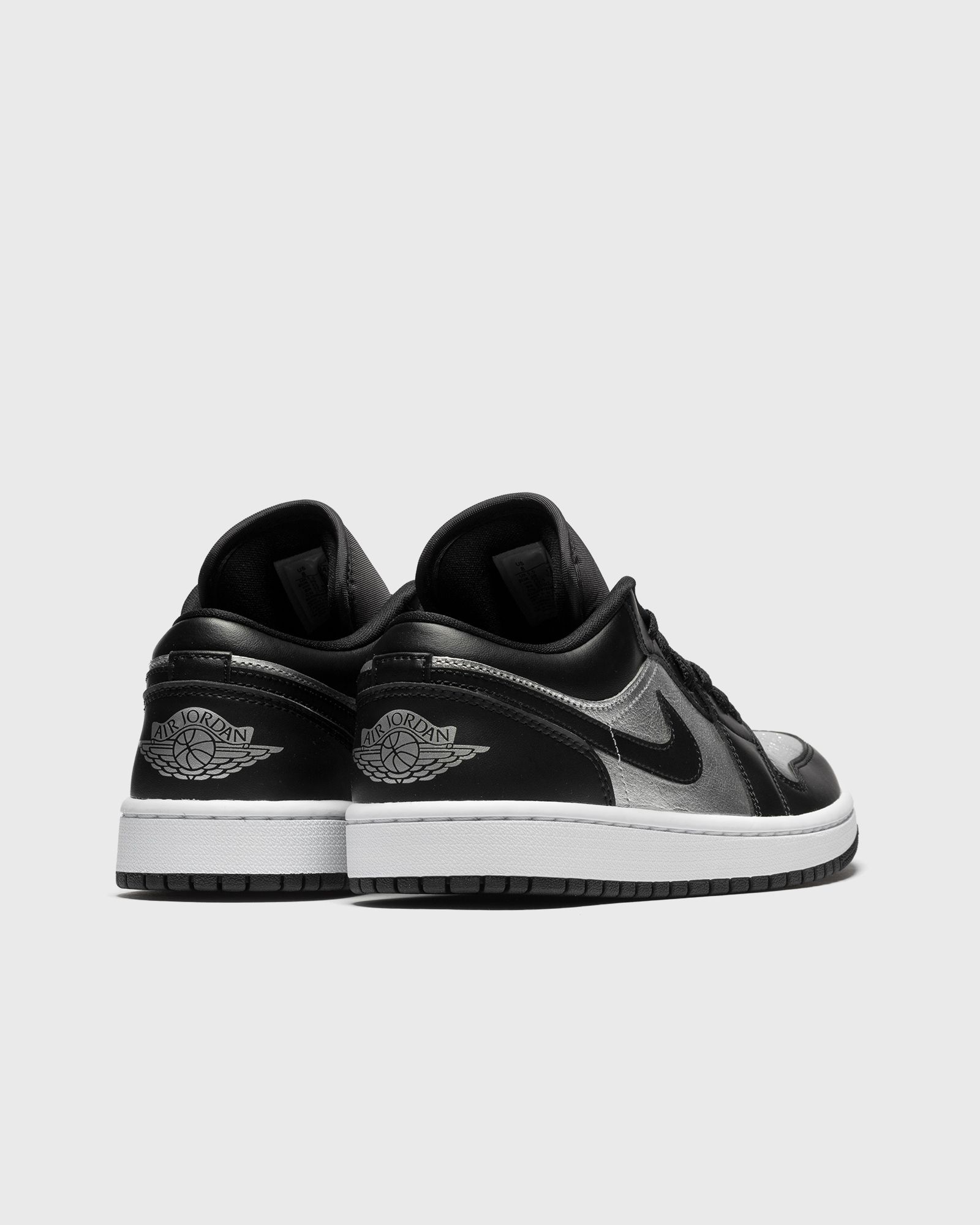 WMNS Air Jordan 1 Low SE