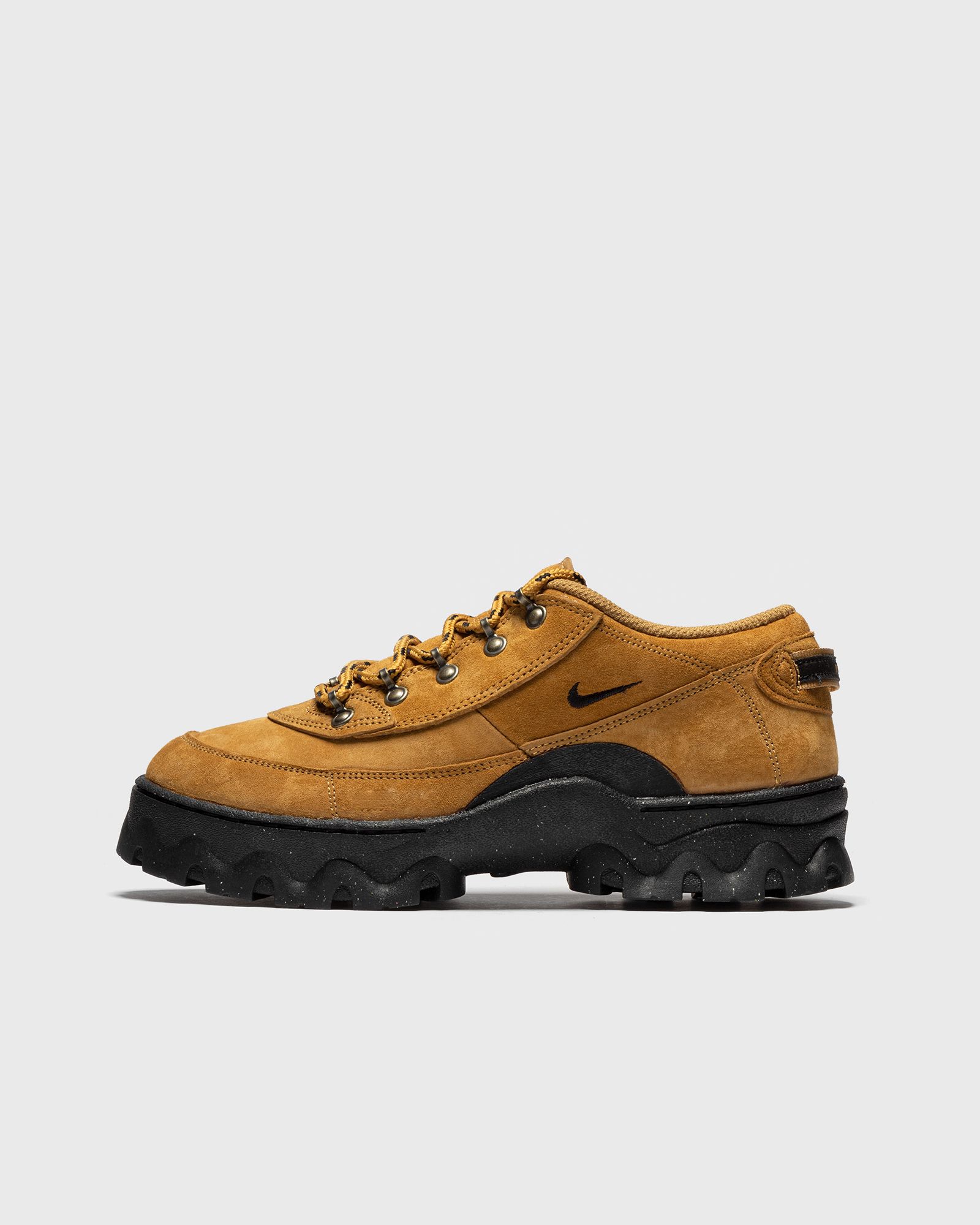 WMNS Lahar Low