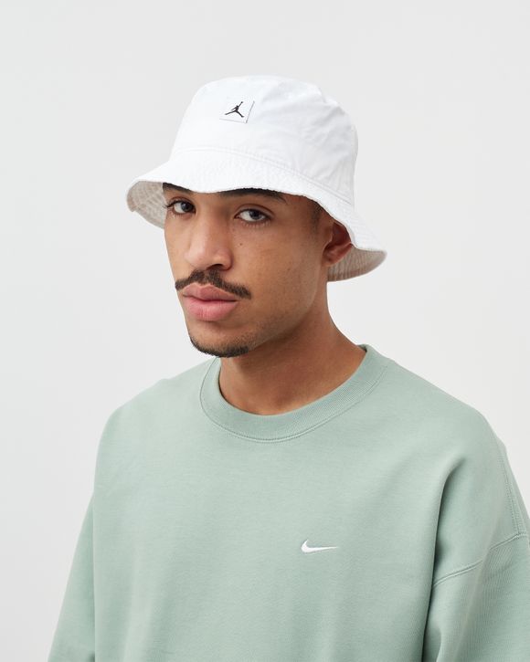 White jordan bucket hot sale hat