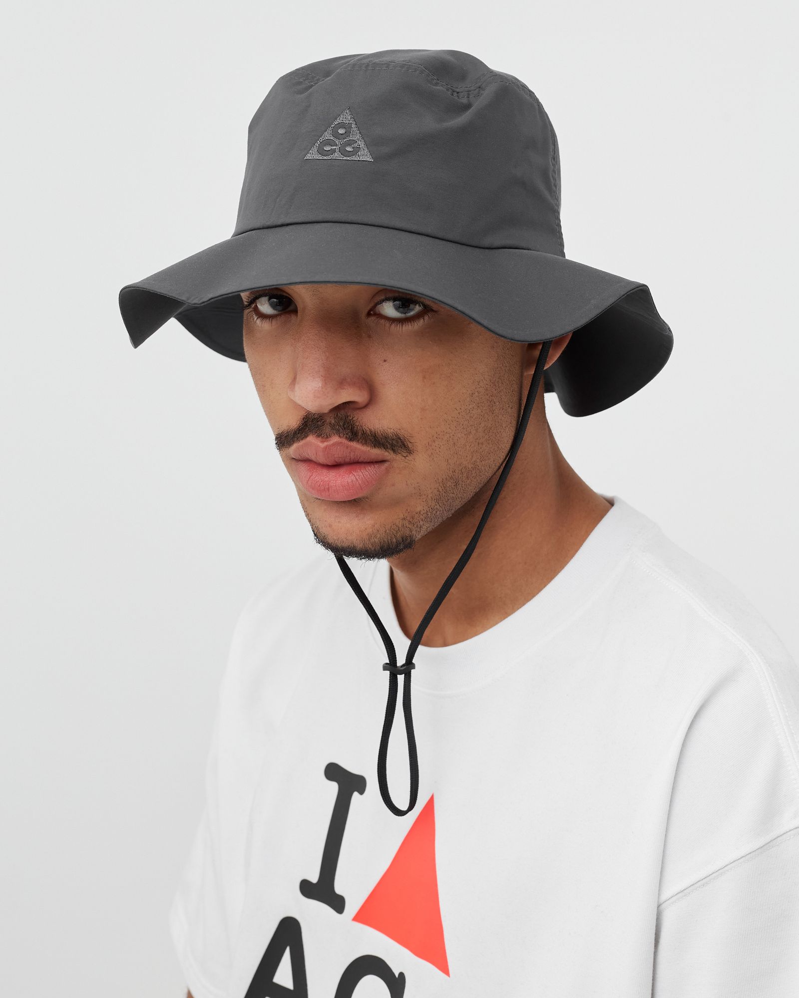 NRG ACG BUCKET HAT