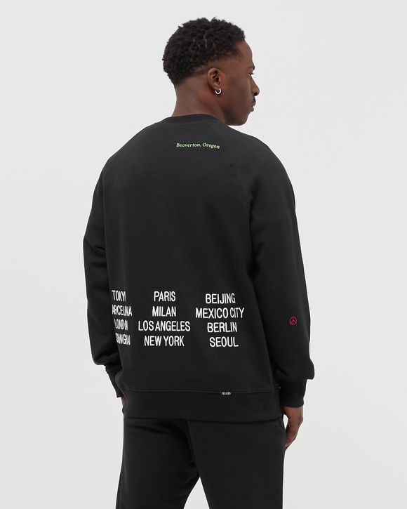 BREATHE EASY TECH POCKET CREW NECK SWEATSHIRT